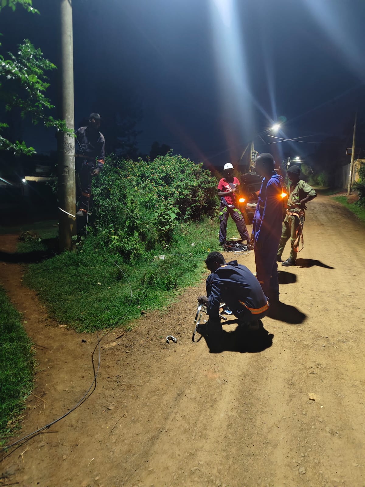 Ignite Wifi night fibre installation team in Nyeri